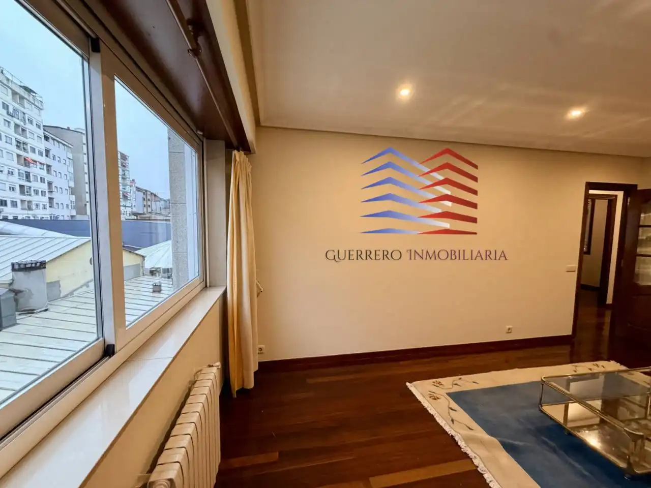 Piso de 85 m² en Ourense