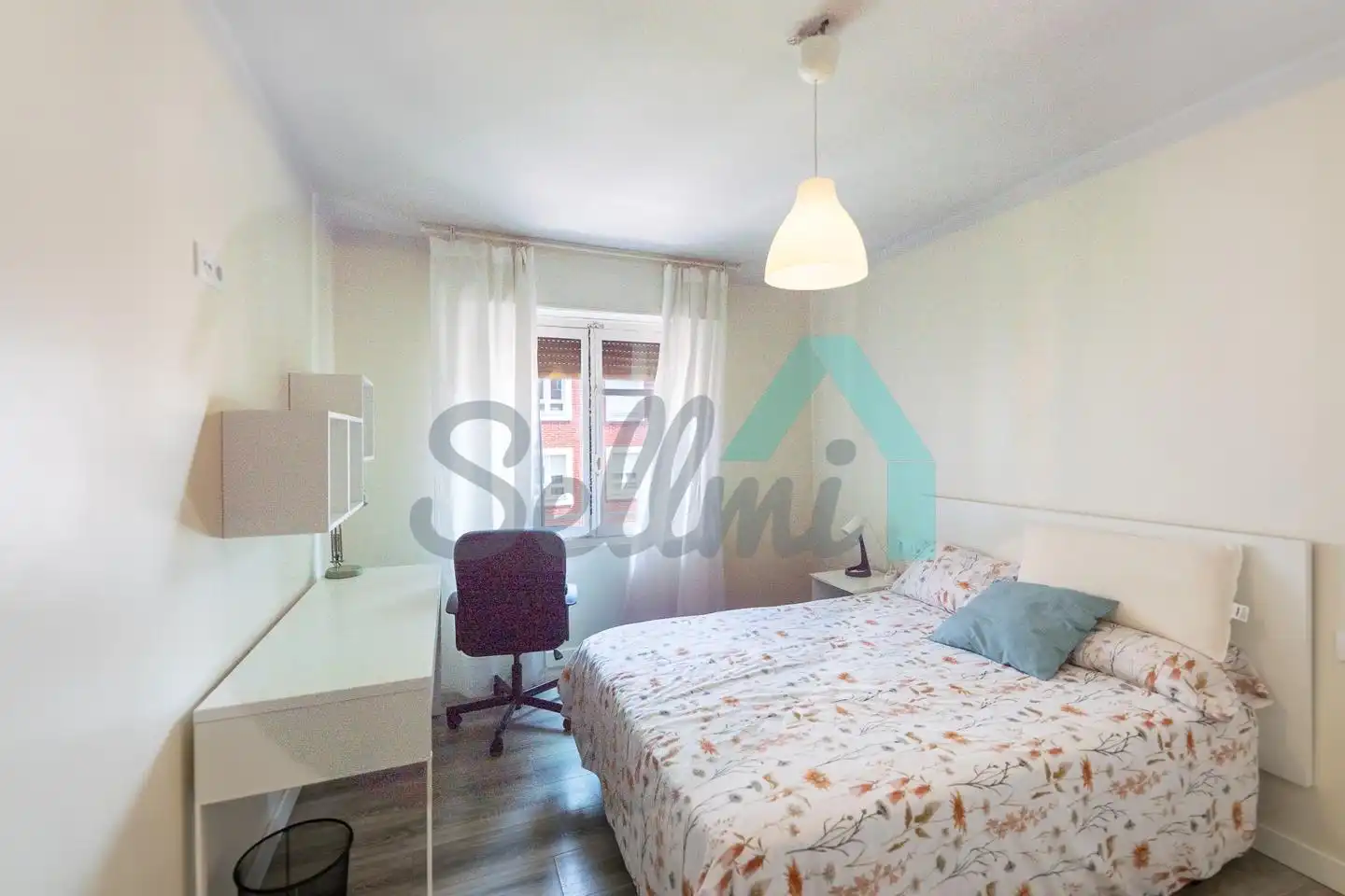 Habitación 85 m², Oviedo