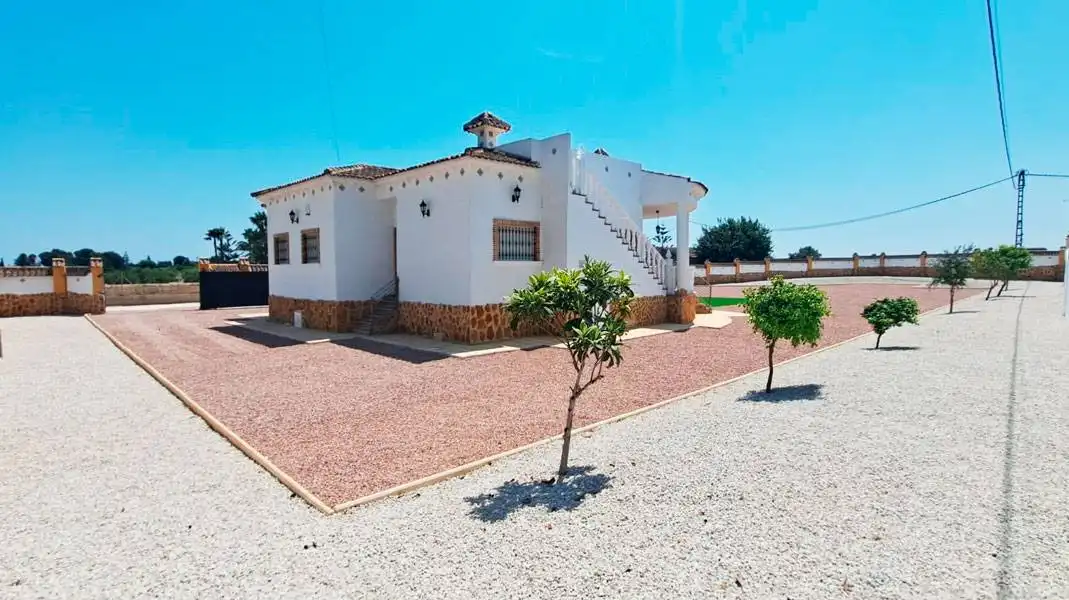 Casa de 140 m² a Catral