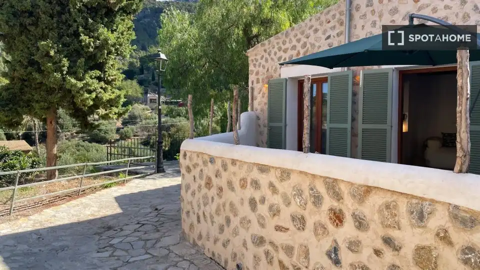 Habitación 104 m², Estellencs