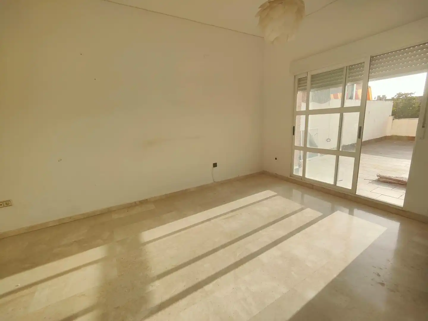 Piso de 89 m² en Gójar