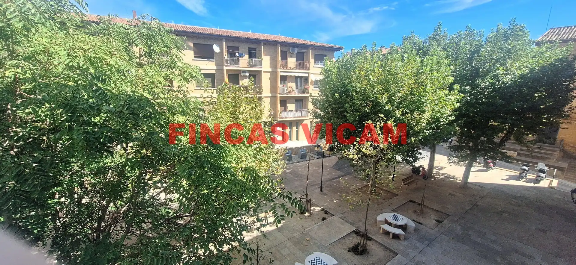 Piso de 120 m² en Huesca