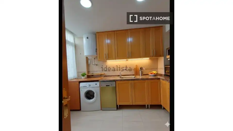 Habitación 77 m², Alicante
