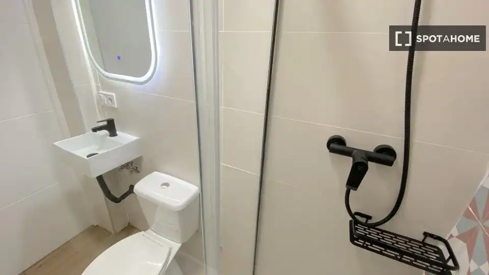 Habitación 230 m², Sevilla