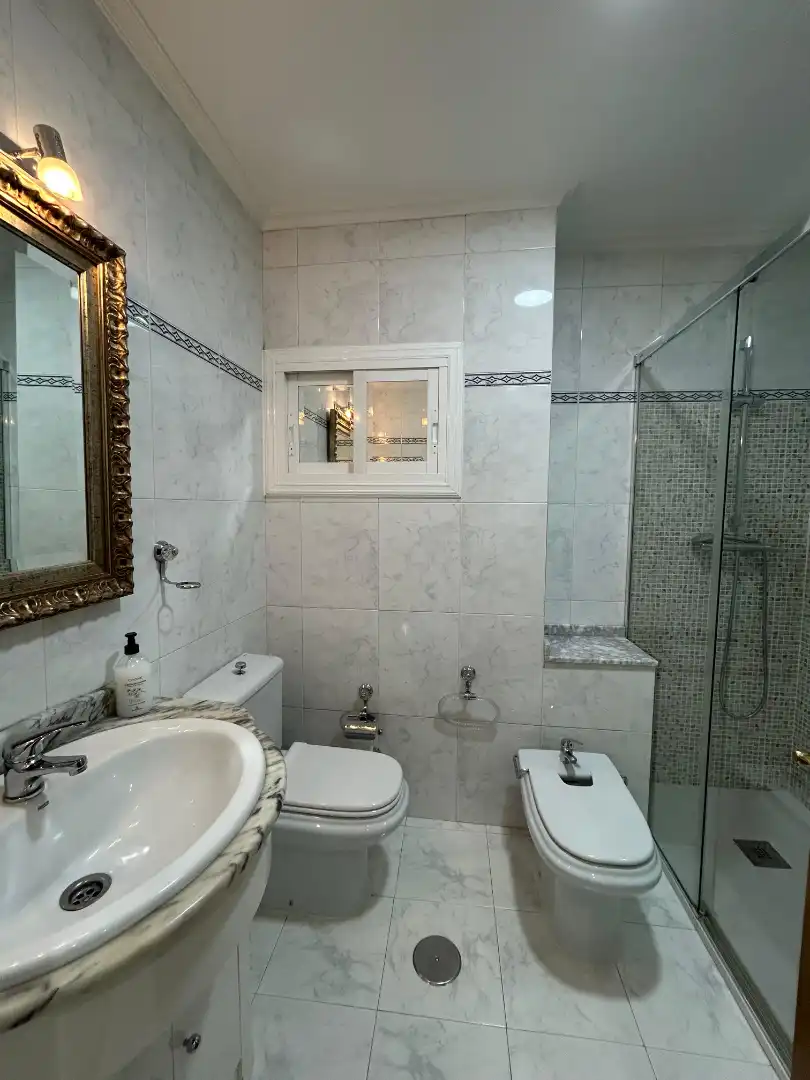 Habitación 100 m², Ourense
