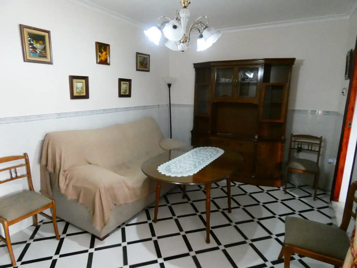 Piso de 100 m² en Azuaga
