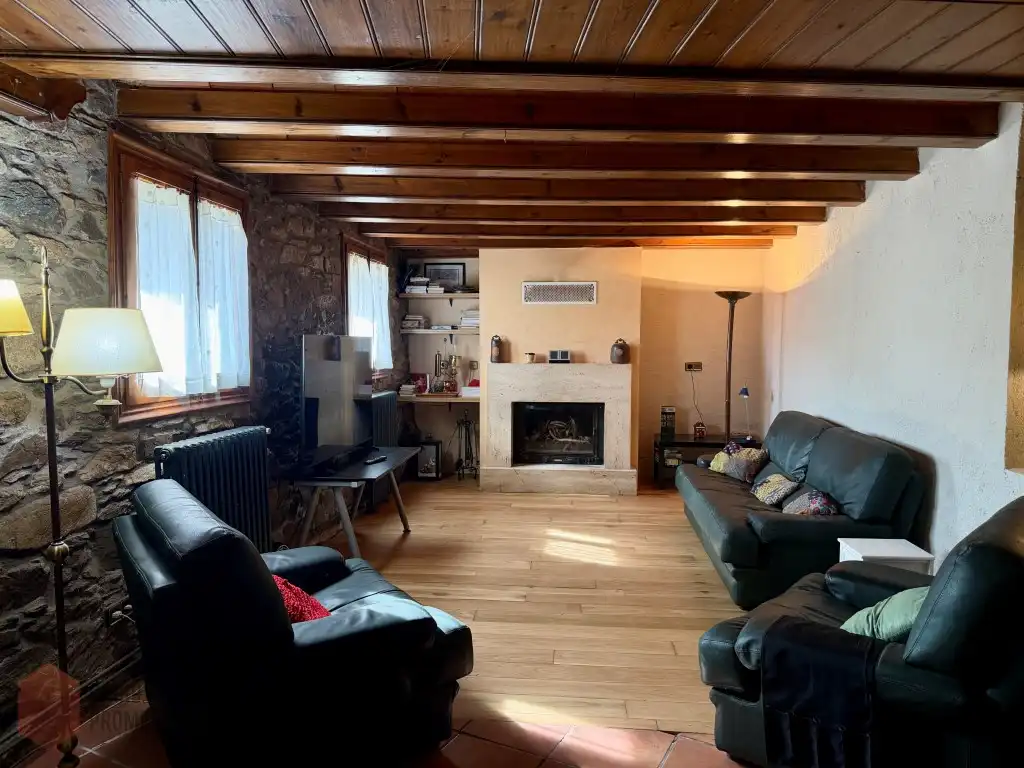 Haus 159 m² in Vilallonga de Ter