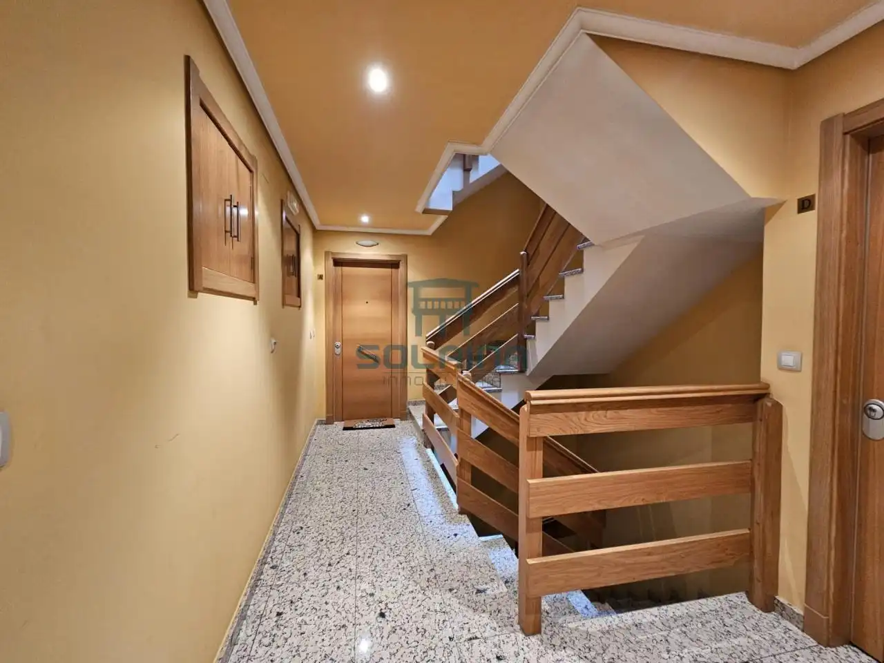 Piso de 77 m² en Ourense