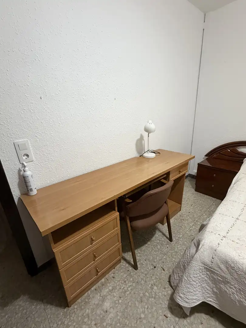 Habitación 100 m², Barbastro
