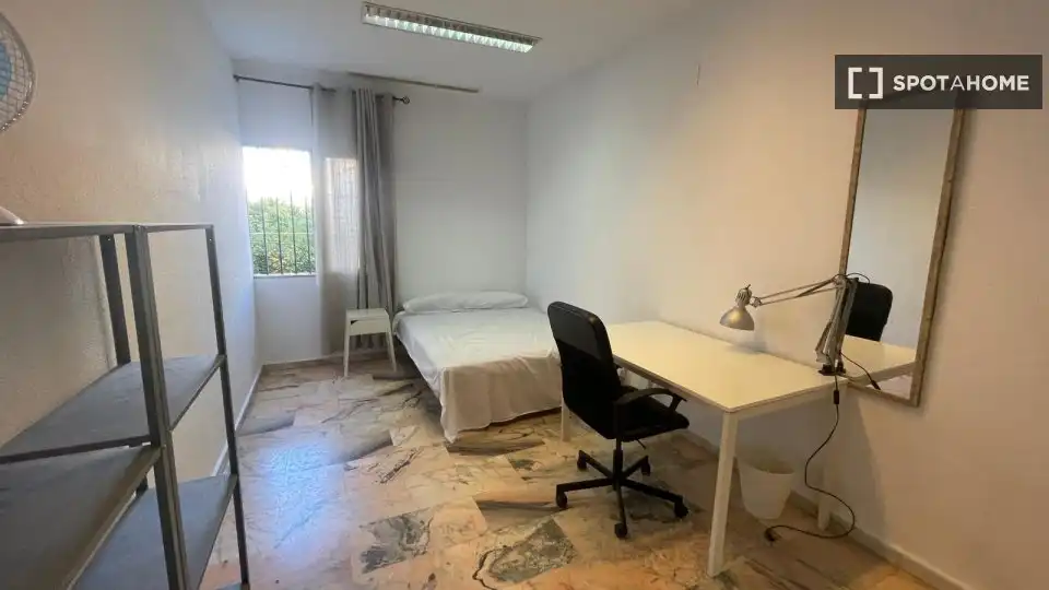 Habitación 472 m², Sevilla