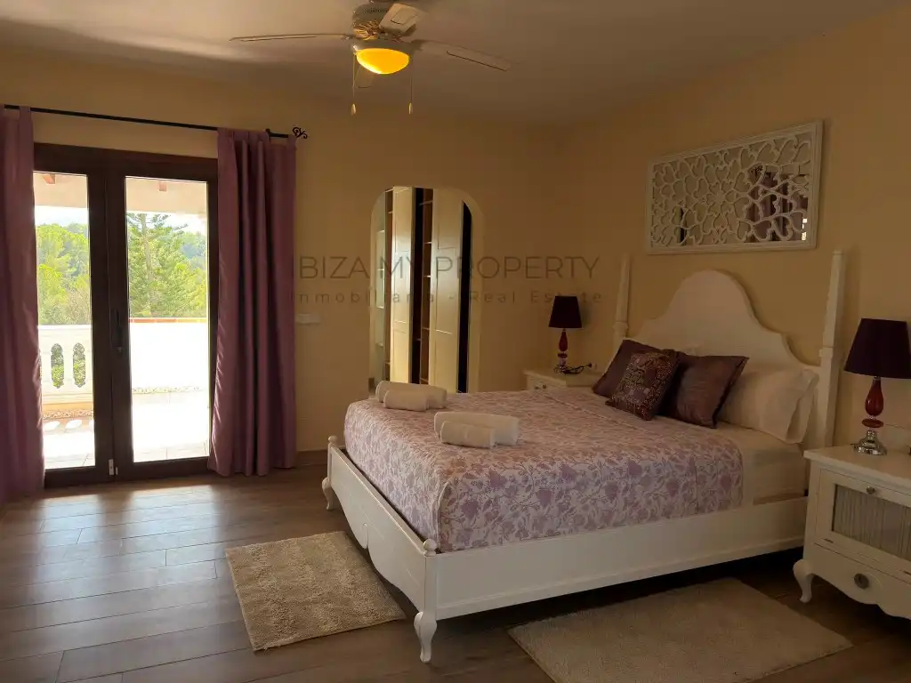 Haus 250 m² in Sant Josep de sa Talaia