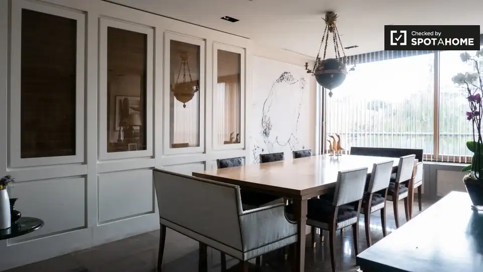 Habitación 200 m², Madrid