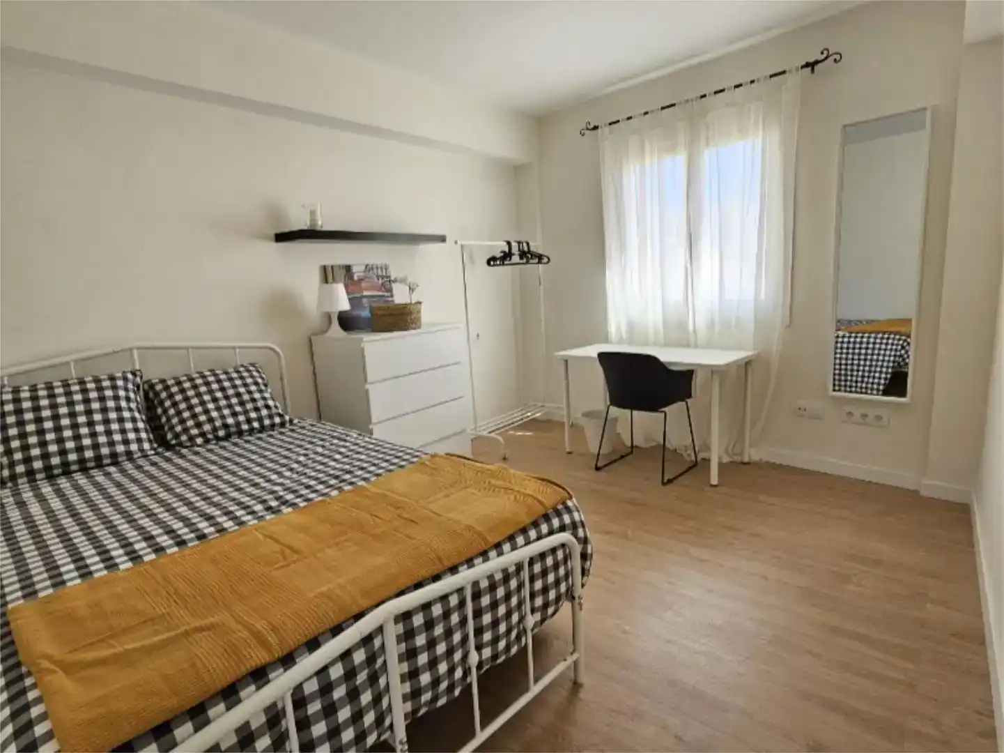 Piso de 86 m² en Almería