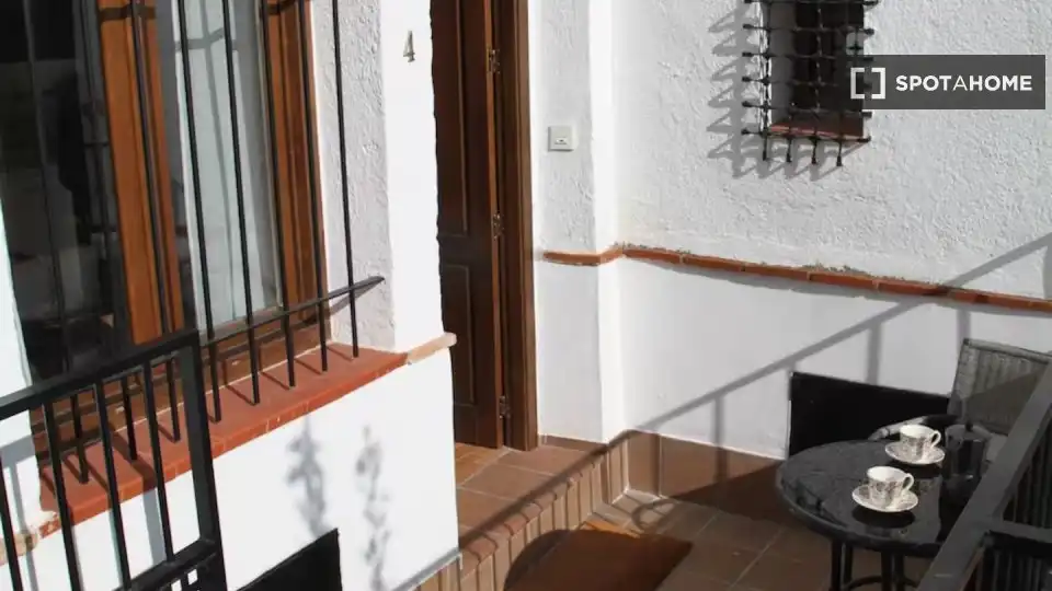 Habitación 58 m², Granada