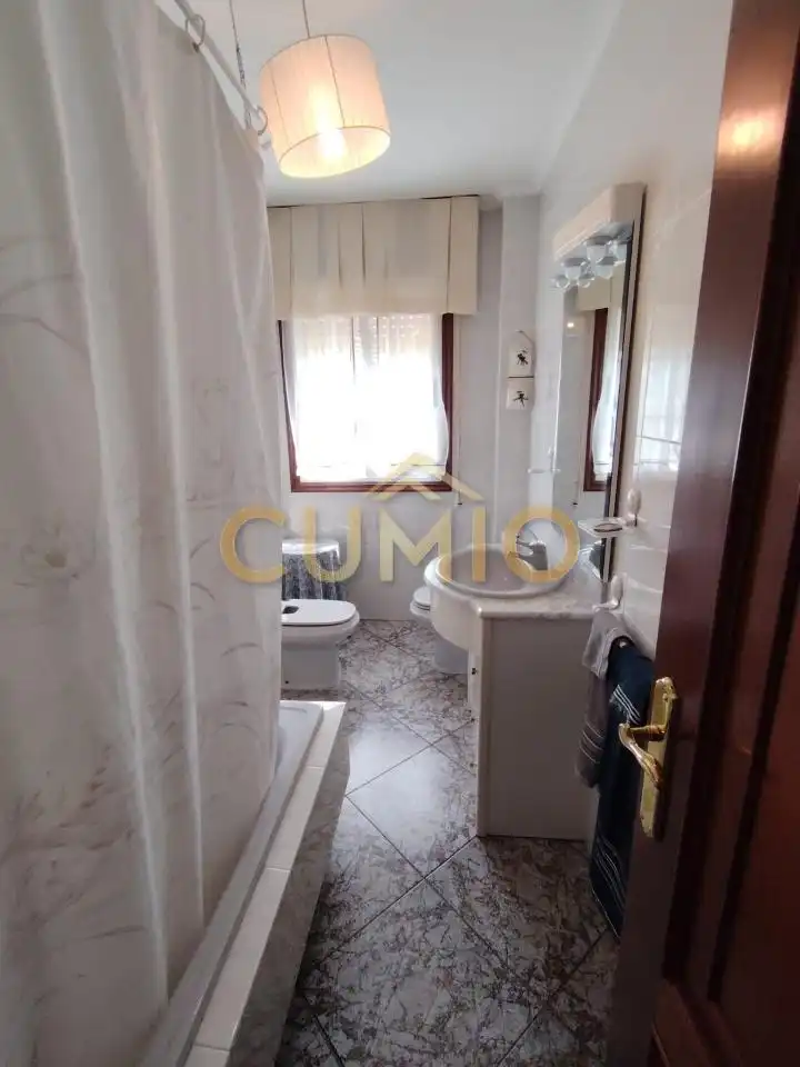 Piso de 180 m² en Nigrán