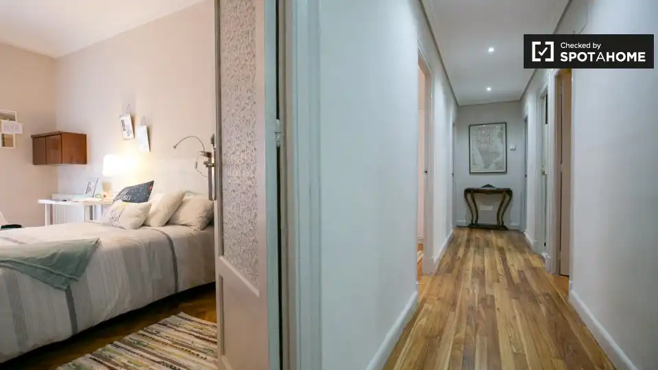 Habitación 138 m², Bilbao