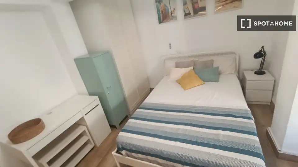 Habitación 78 m², Almería