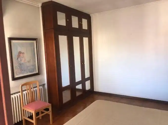 Piso de 144 m² en Ourense