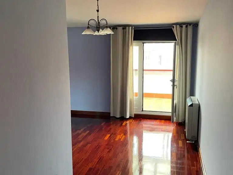 Piso de 78 m² en Poio