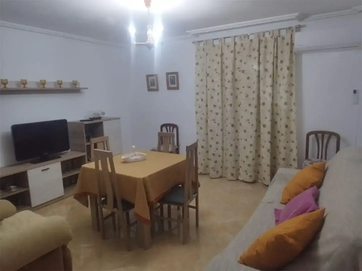 Piso de 130 m² en Baeza