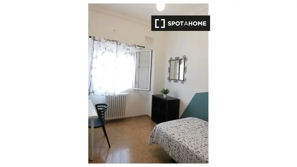 Habitación 150 m², Zaragoza