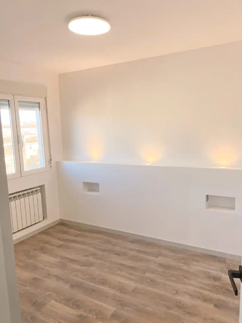 Habitación 120 m², Ávila