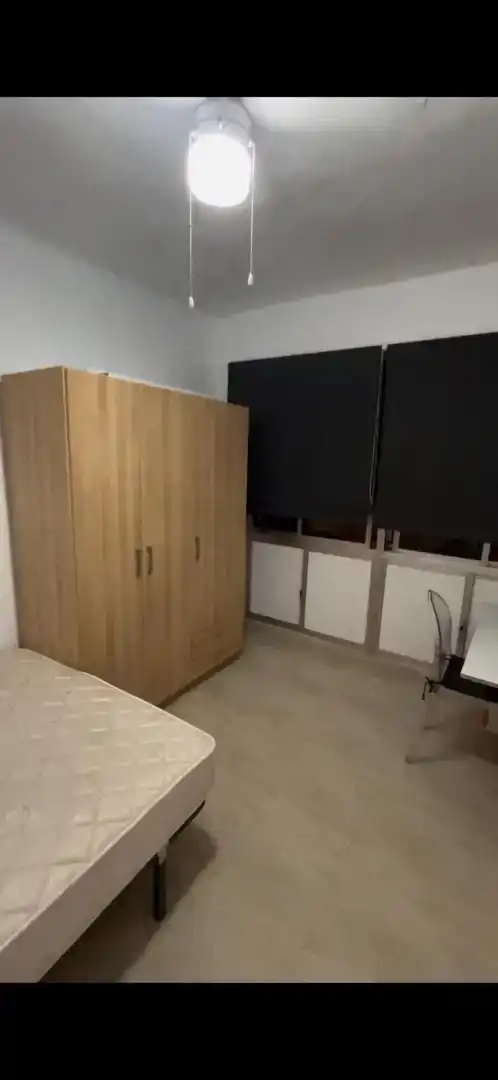 Habitación 100 m², Almería
