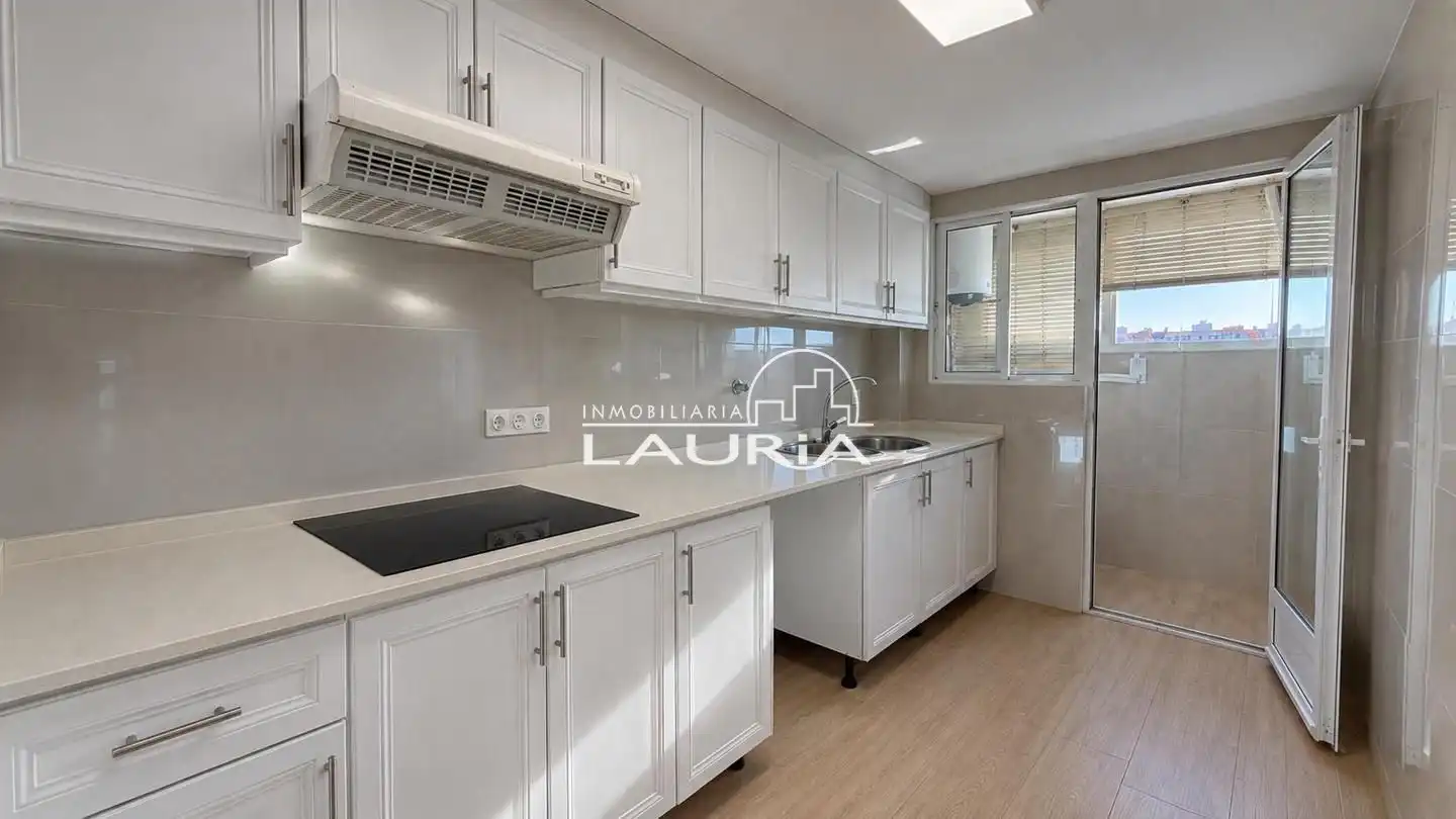 Wohnung 128 m² in Valencia
