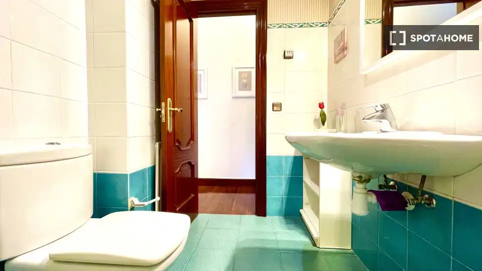 Habitación 104 m², Bilbao