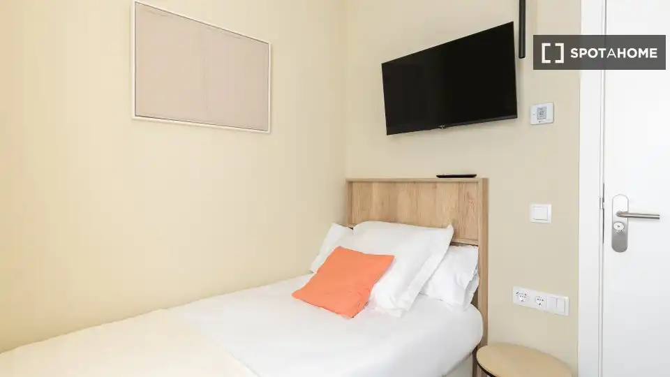 Habitación 128 m², Madrid