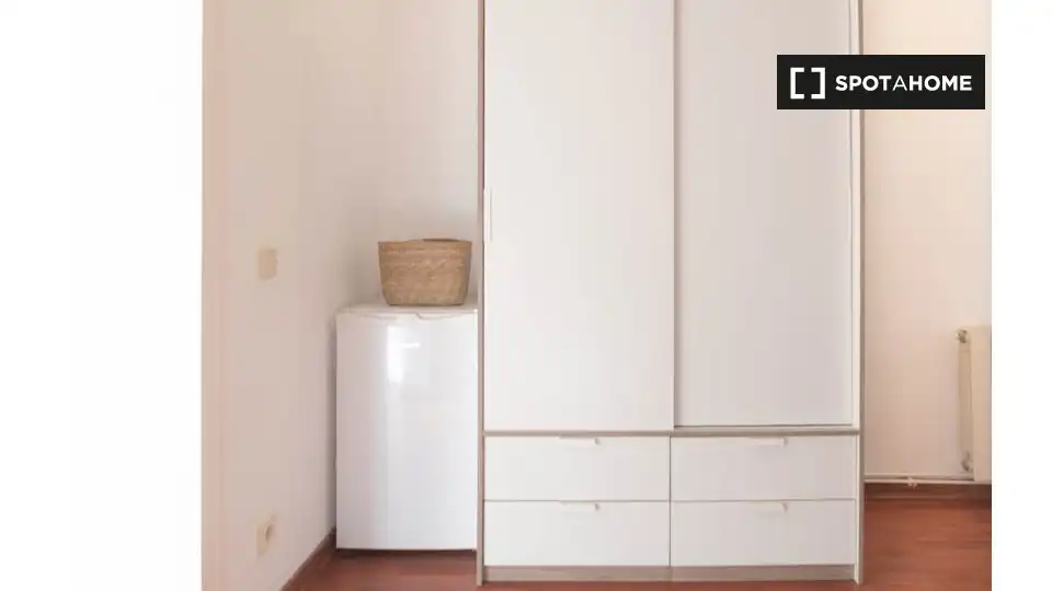 Habitación 150 m², Barcelona