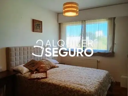 Piso de 85 m² en Oleiros