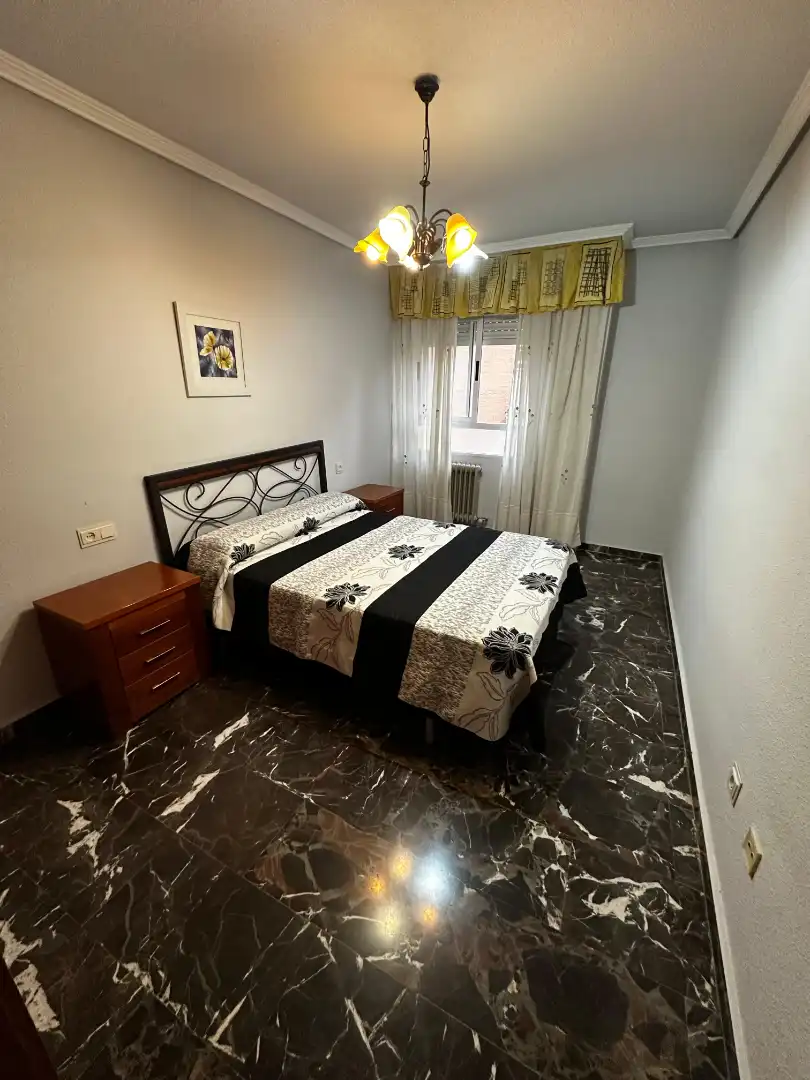 Piso de 60 m² en Jaén