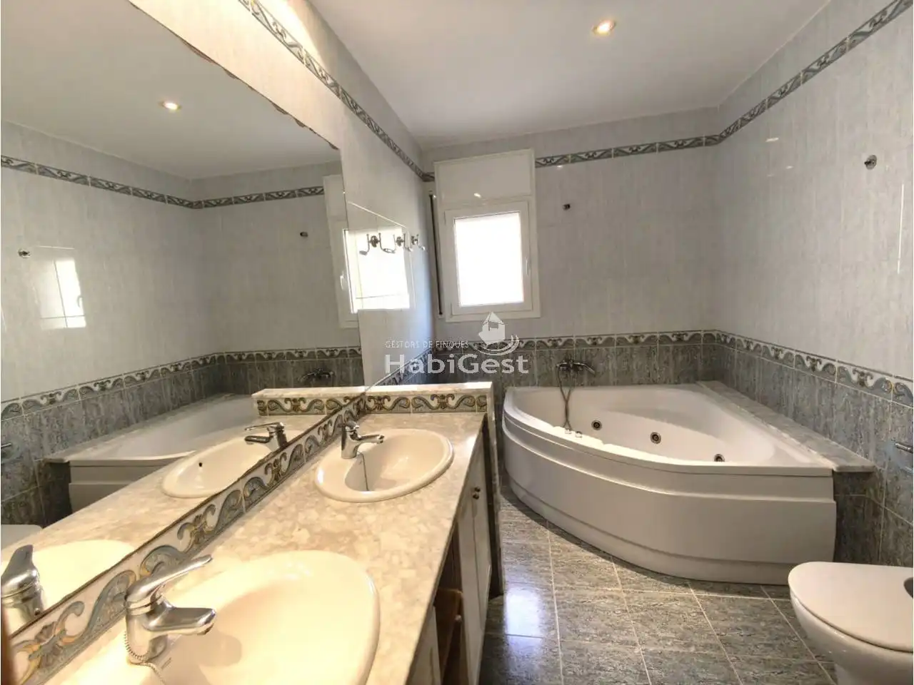 Casa de 248 m² en Cassà de la Selva