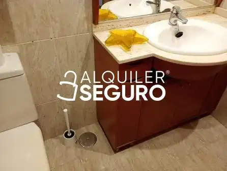 Piso de 85 m² en Oleiros
