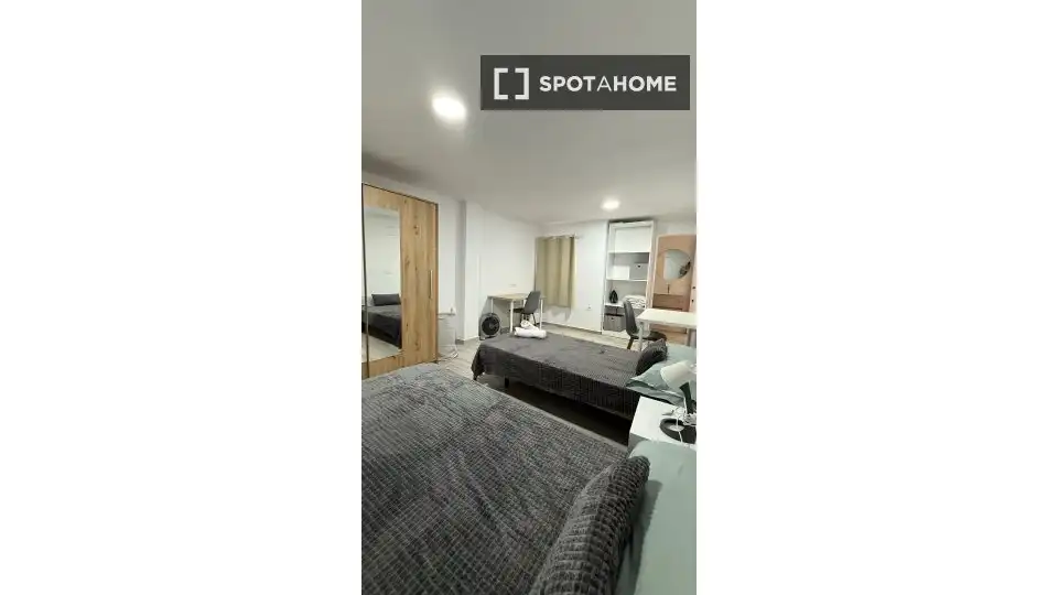 Habitación 196 m², Murcia