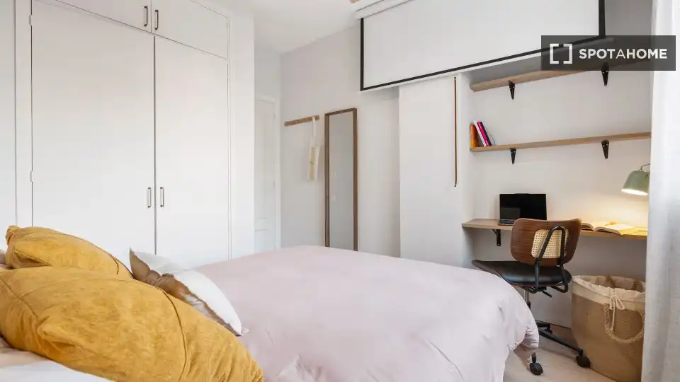 Habitación 100 m², Barcelona