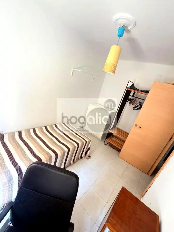 Piso de 95 m² en Sevilla