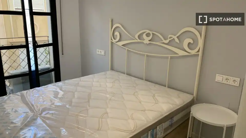Habitación 86 m², Almería
