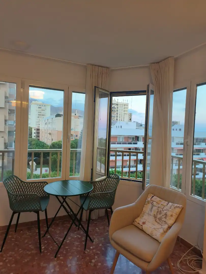 Wohnung 100 m² in Roquetas de Mar