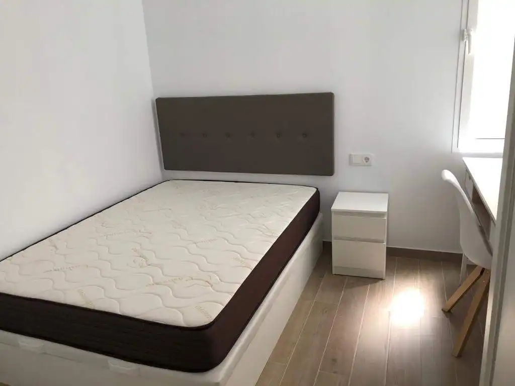 Habitación 130 m², Elche