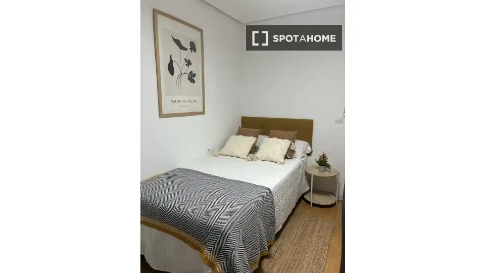 Habitación 90 m², Alicante