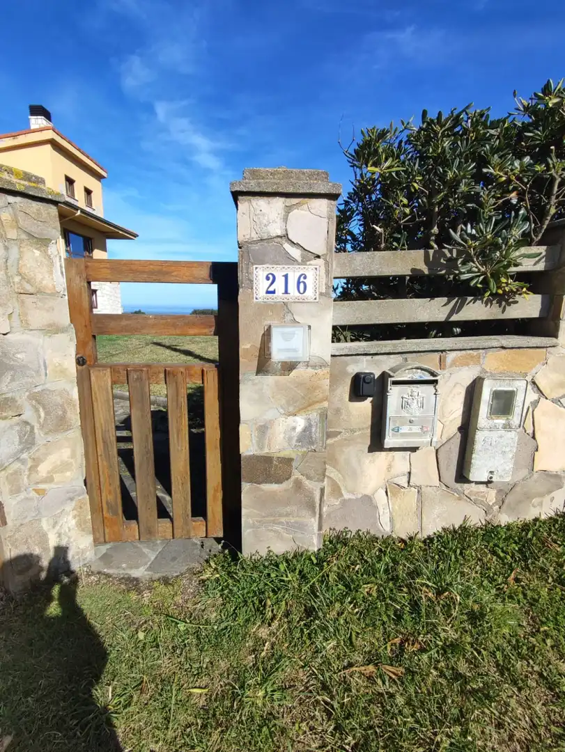 Wohnung 398 m² in Miengo
