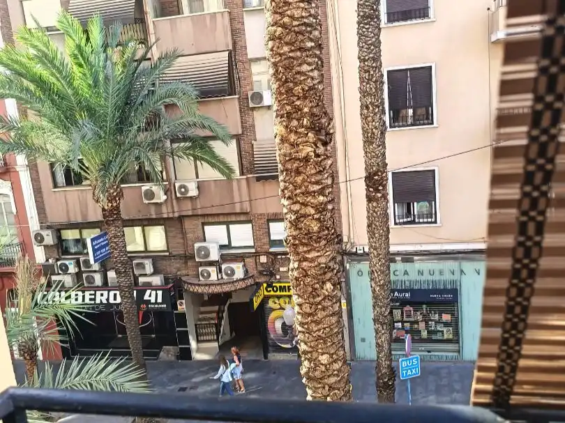 Pis de 100 m² a Alacant
