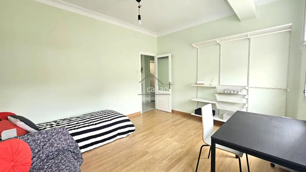 Habitación 99 m², Ferrol