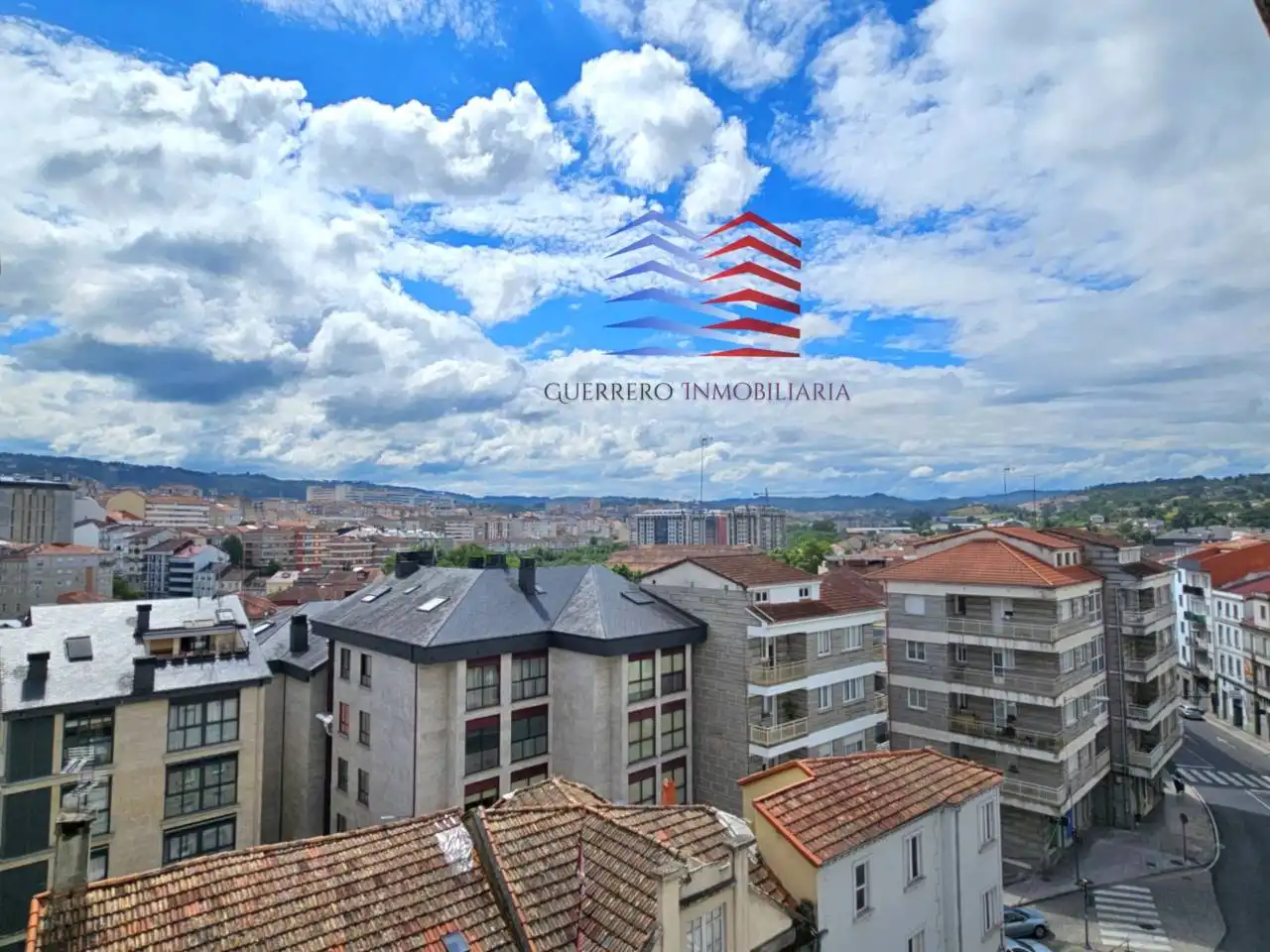 Piso de 110 m² en Ourense