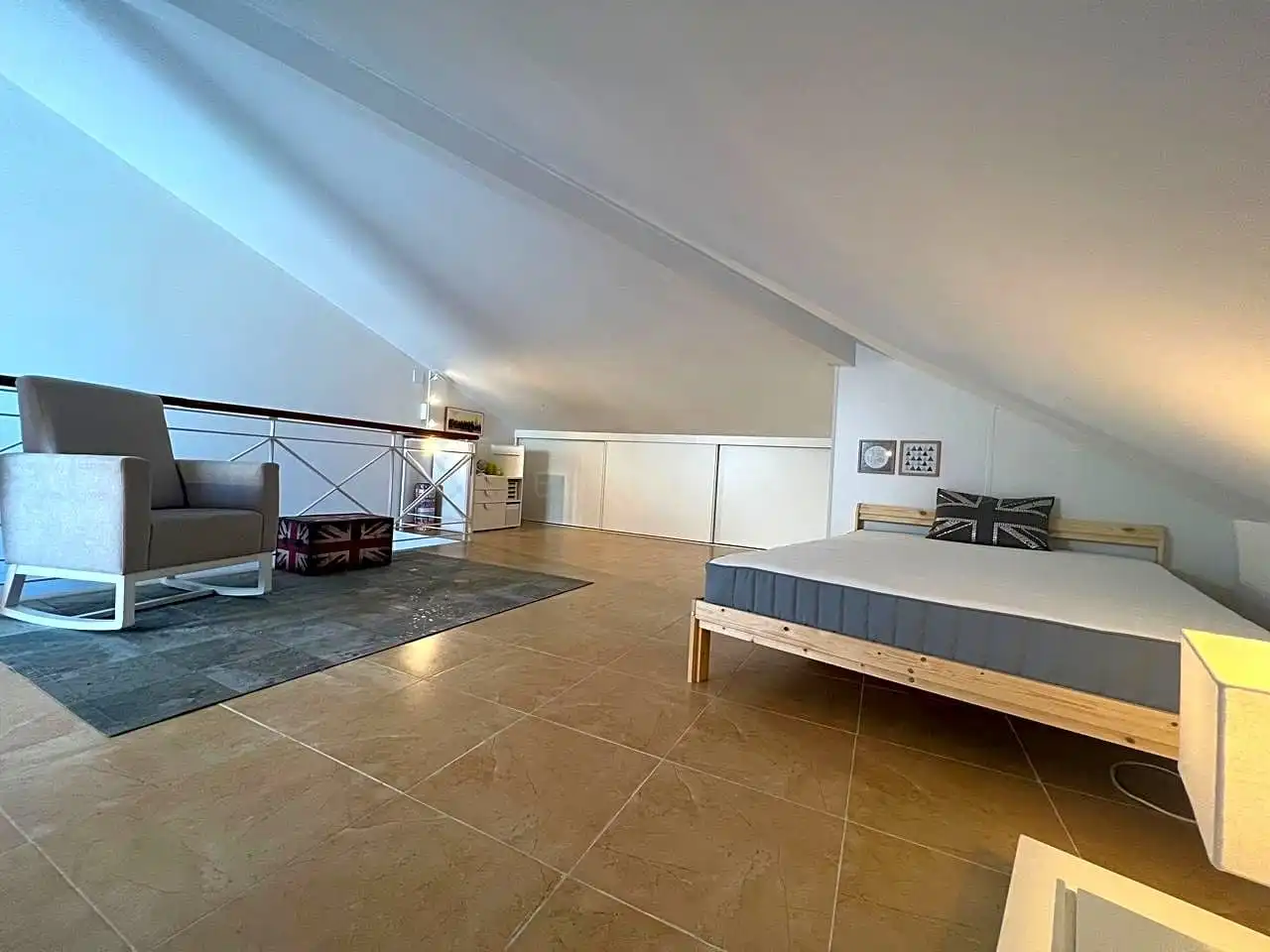 Habitación 225 m², Valencia