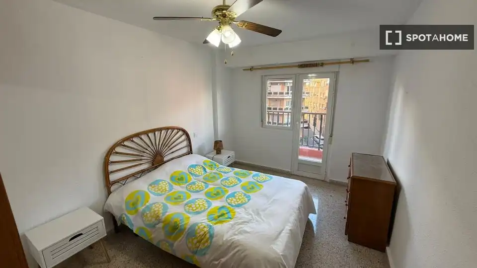 Habitación 104 m², Alicante
