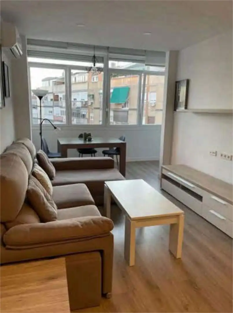 Wohnung 67 m² in Madrid