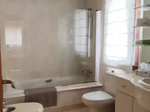 Habitación 400 m², La Coruña